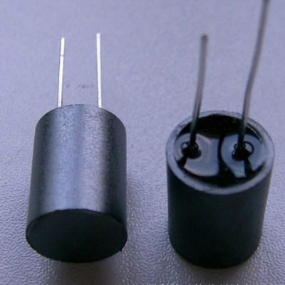 工字电感电容串联起什么作用